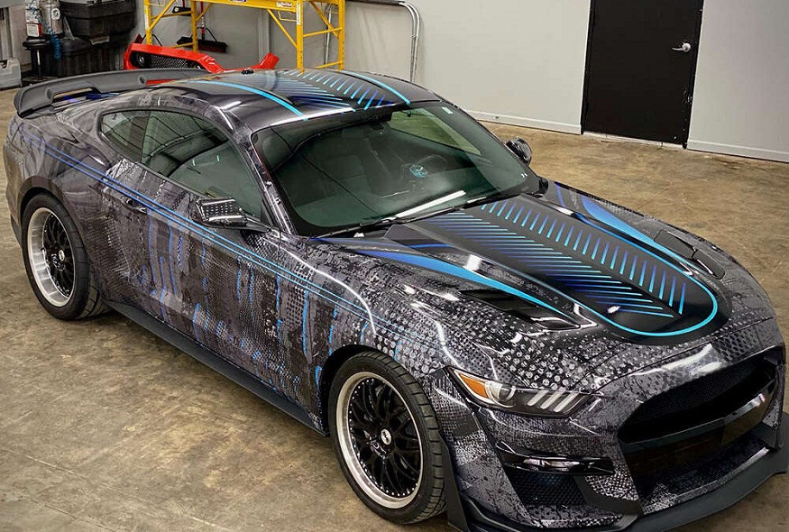 Why Summer Is the Best Time to Get a Custom Car Wrap