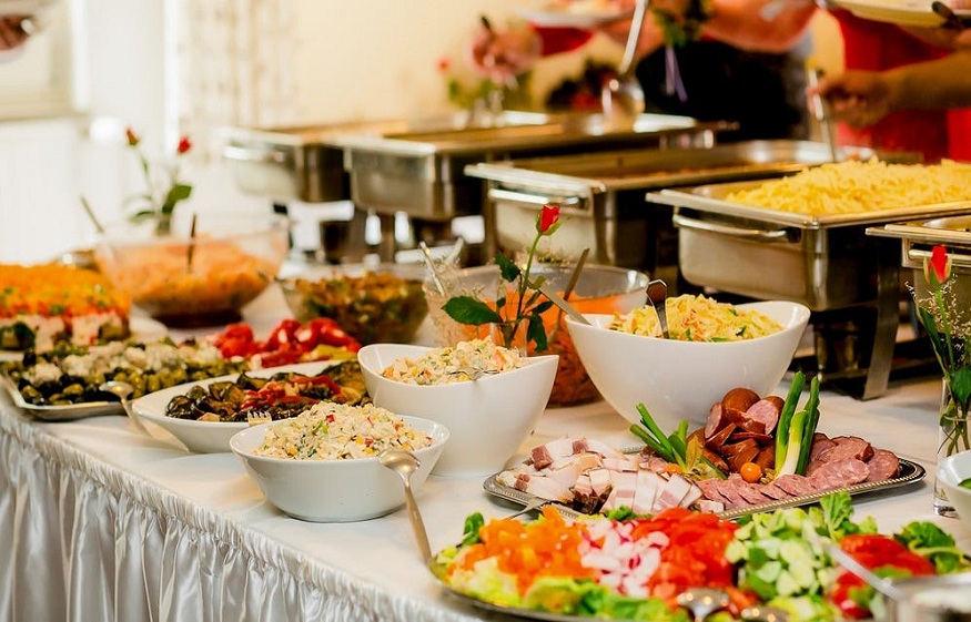 Is high-quality catering your must-have for a wedding?