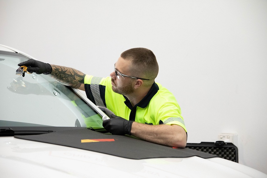 Detecting Hidden Damage on Your Windscreen: A Practical Guide for Drivers